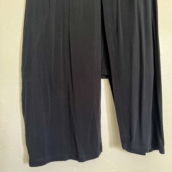 CAbi 3243 Black Beyond Tee Small - Picture 2 of 5